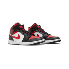 Air-Jordan-1-Mid-Bred-Toe-GS-2022-2
