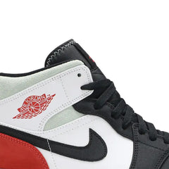 Air-Jordan-1-Mid-SE-Union-Black-Toe-6