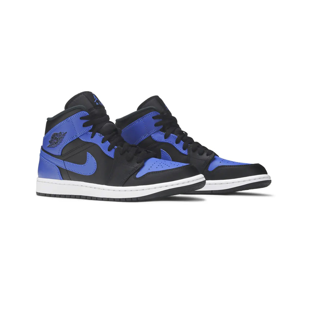 Air-Jordan-1-Mid-‘Hyper-Royal’-front-side