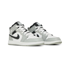 Air-Jordan-1-Mid-‘Light-Smoke-Grey’-PS-(2022)-2