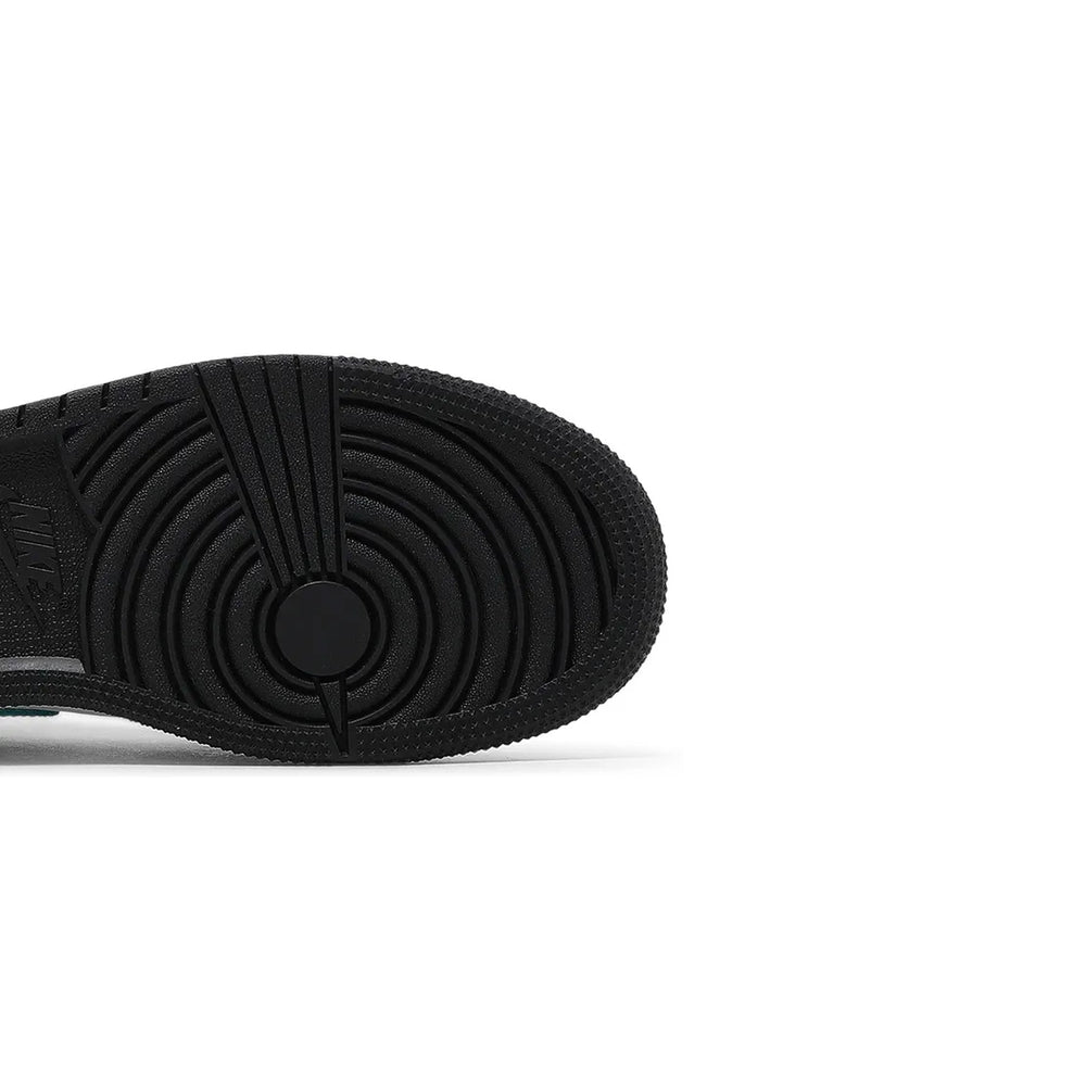 Air-Jordan-1-Mid-‘Tropical-Twist’-GS-sole-close-up