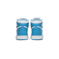 Air-Jordan-1-Retro-High-OG-‘UNC’-(2015)-4