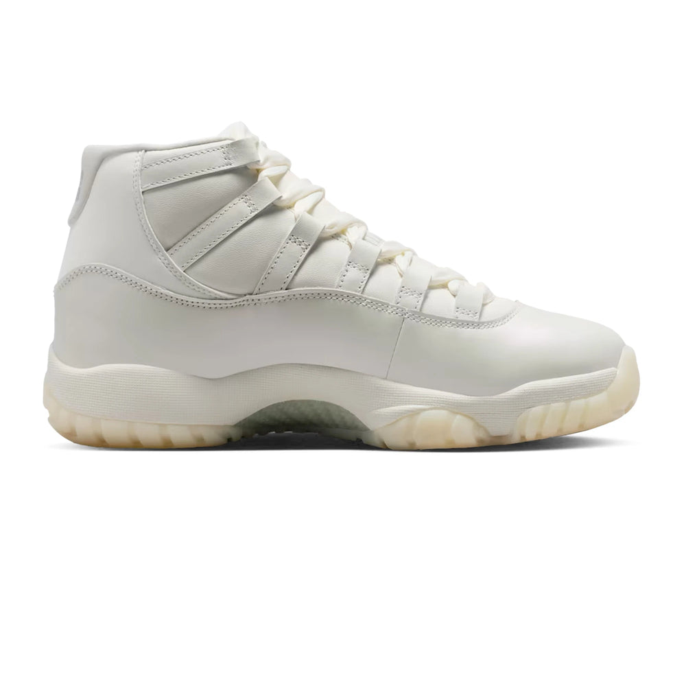 air_jordan_11_retro_pearl_womens_2025_1