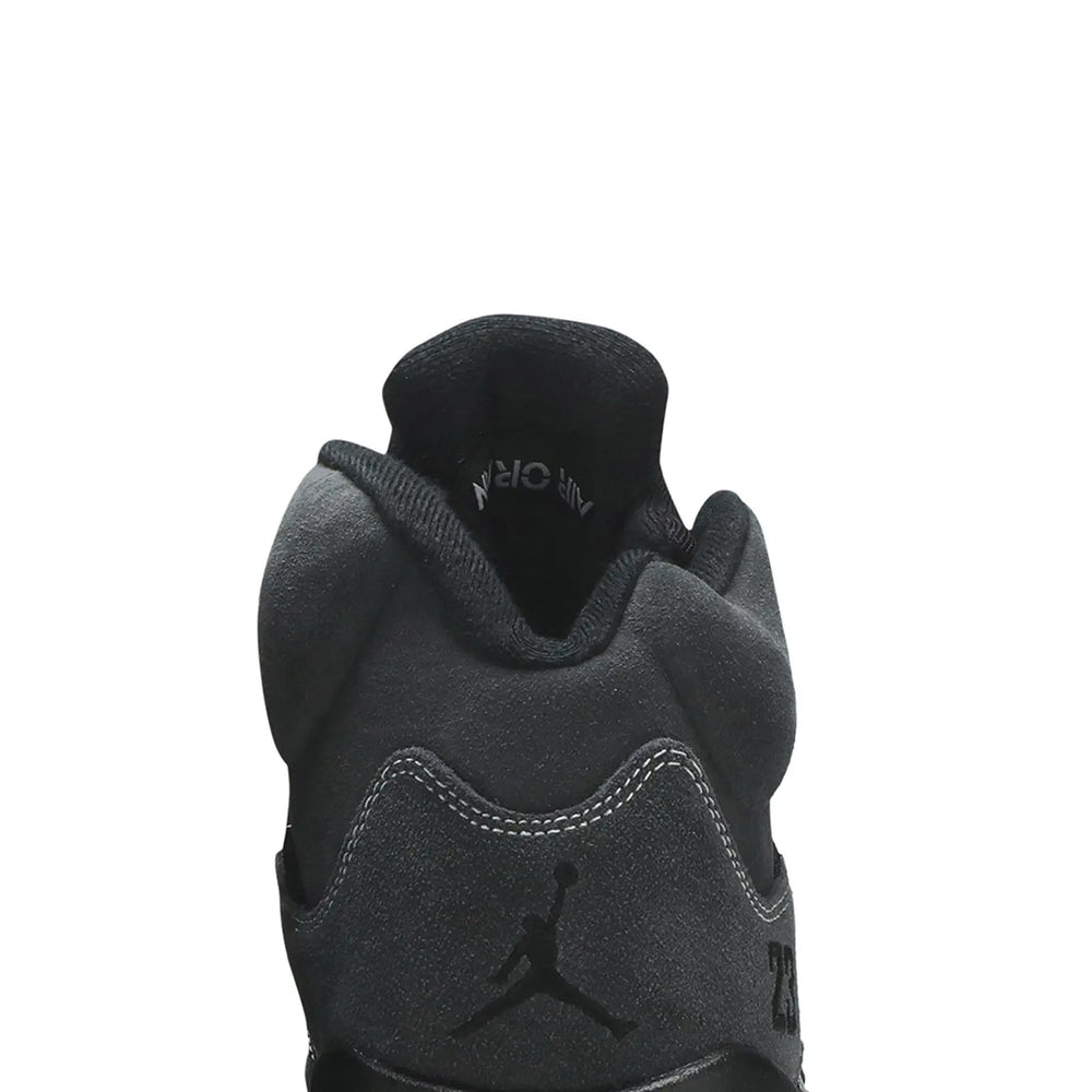 Air-Jordan-5-Retro-‘Anthracite’-(2021)-back-close-up