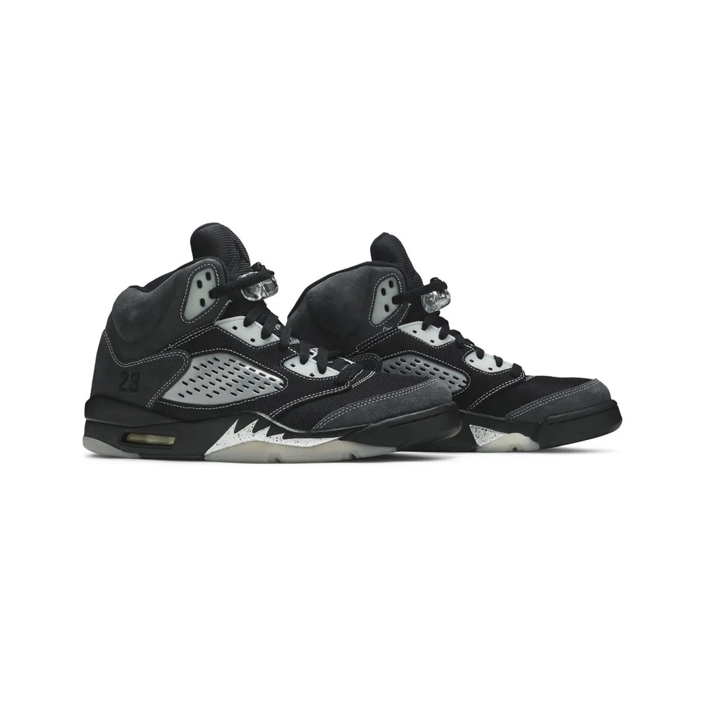Air-Jordan-5-Retro-‘Anthracite’-(2021)-front-side