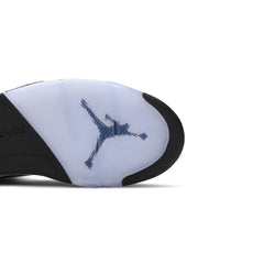 Air-Jordan-5-‘Oreo’-(2021)-sole-close-up