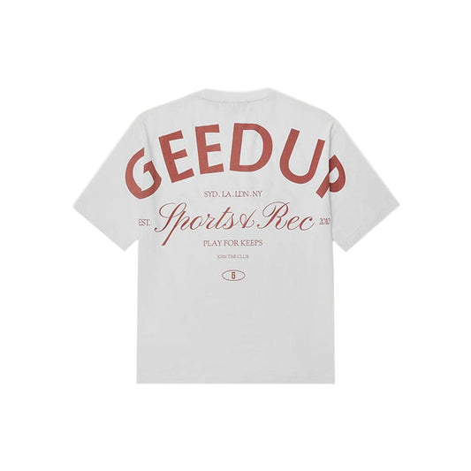 Geedup-Sports-&-Rec.-T-Shirt-‘White-/-Burgundy’-(2025)-1