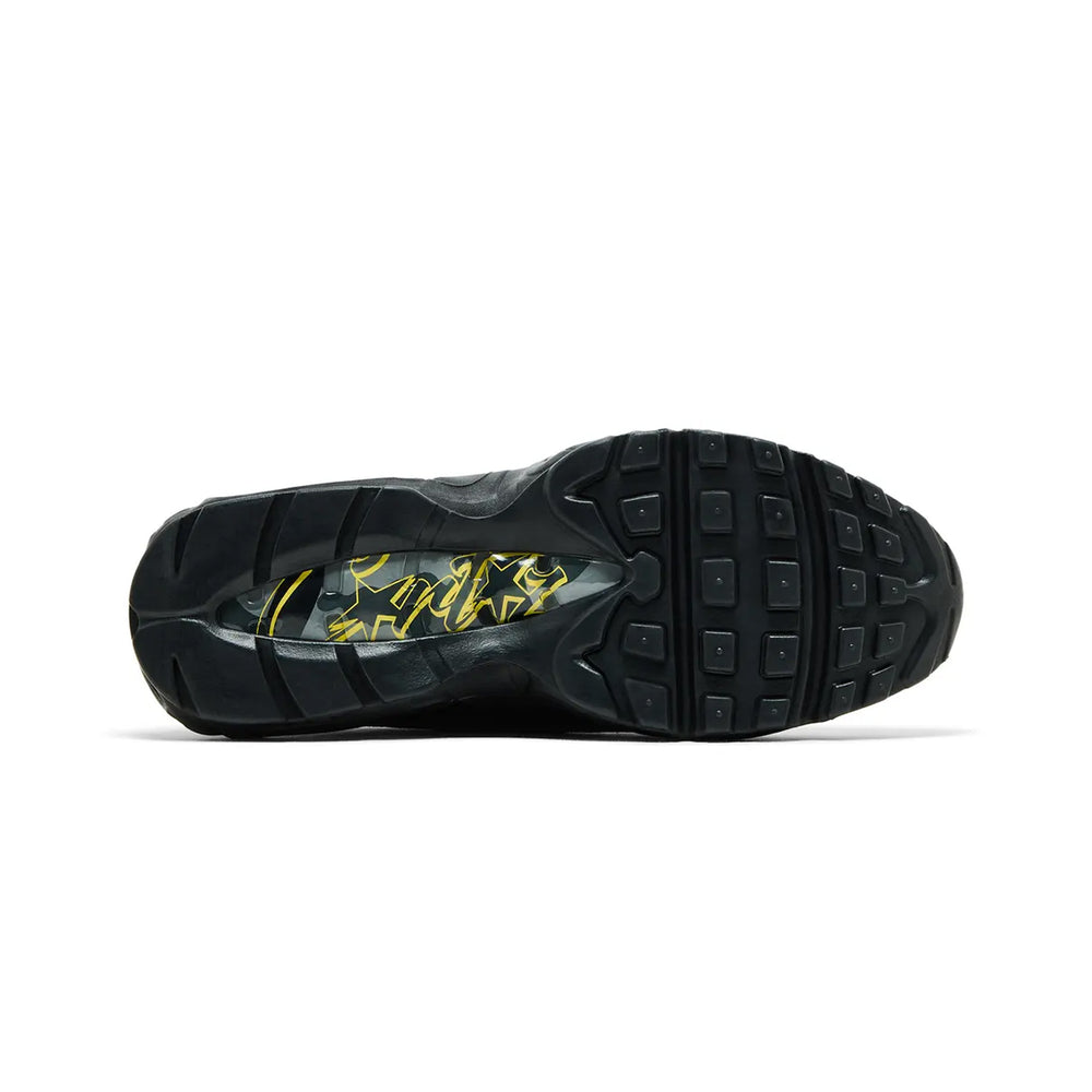 Nike-Air-Max-95-‘Corteiz-Honey-Black’-(2025)-5
