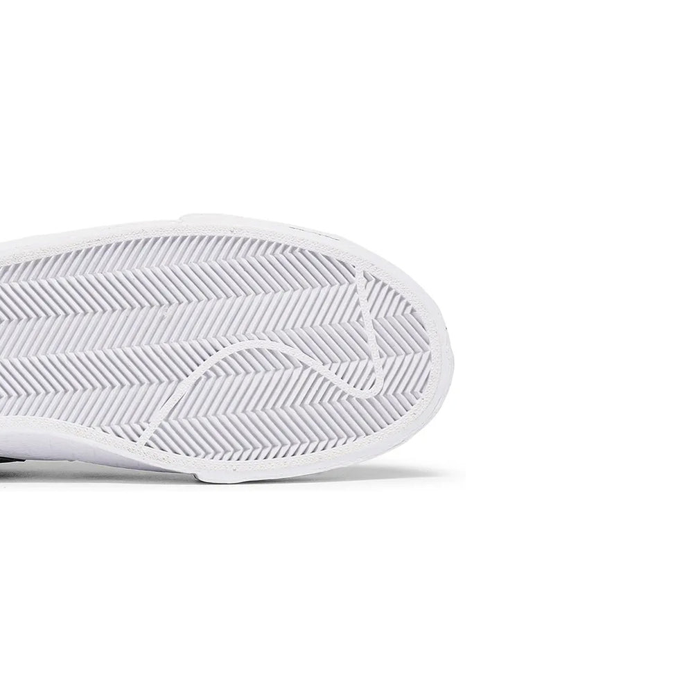 Nike-Blazer-Low-X-Sacai-‘Iron-Grey’-10