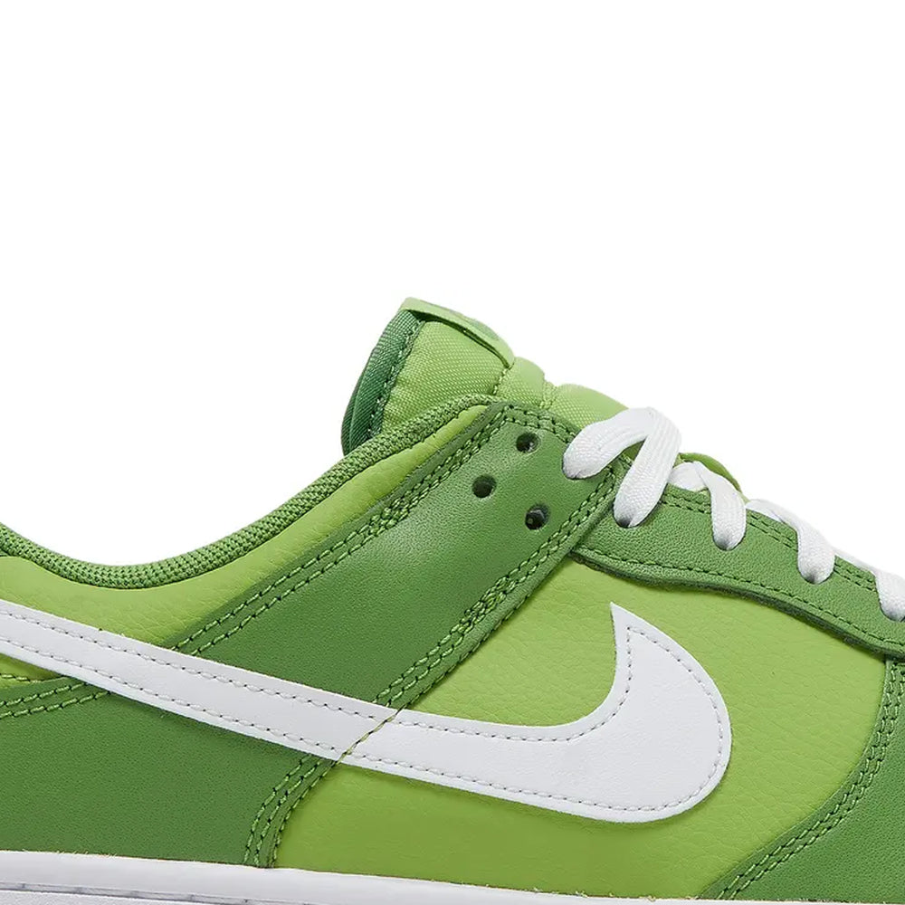 Nike-Dunk-Low-‘Chlorophyll’-(2022)-6