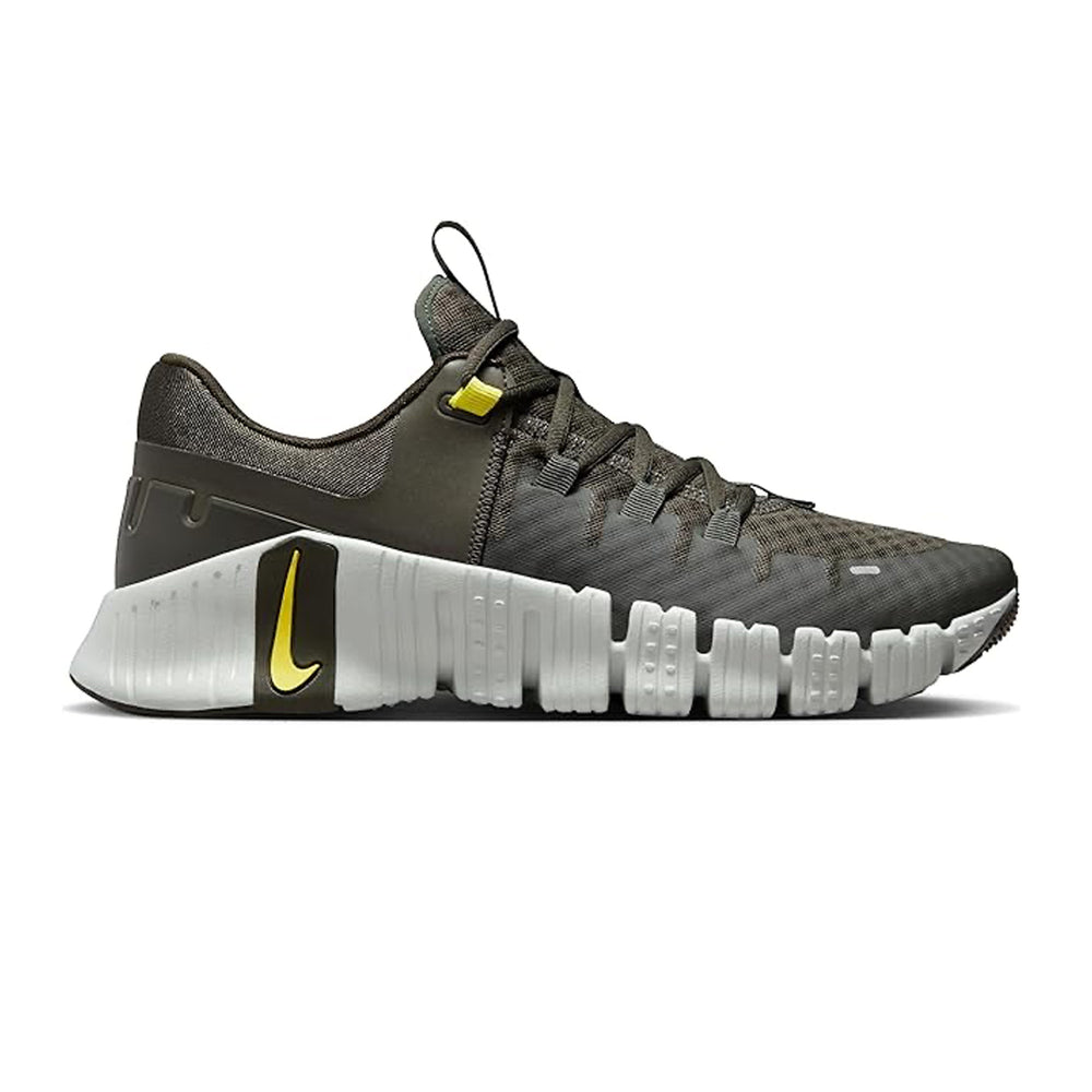 Nike-Free-Metcon-5-‘Sequoia-High-Voltage’-(2023)-side