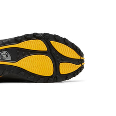 Nike-Hot-Step-Air-Terra-‘Drake-NOCTA-Black-Yellow’-(2022)-sole-close-up-2