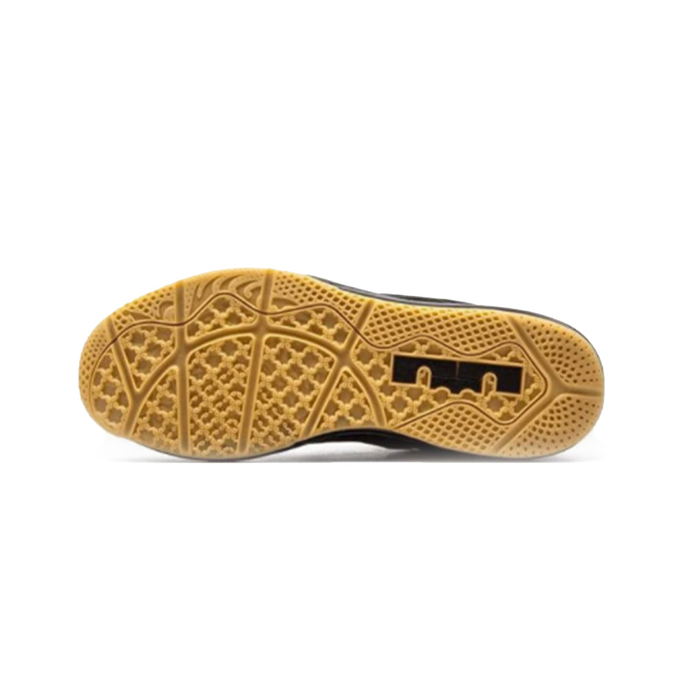 Nike-LeBron-11-Low-Black-Gum-2014-5