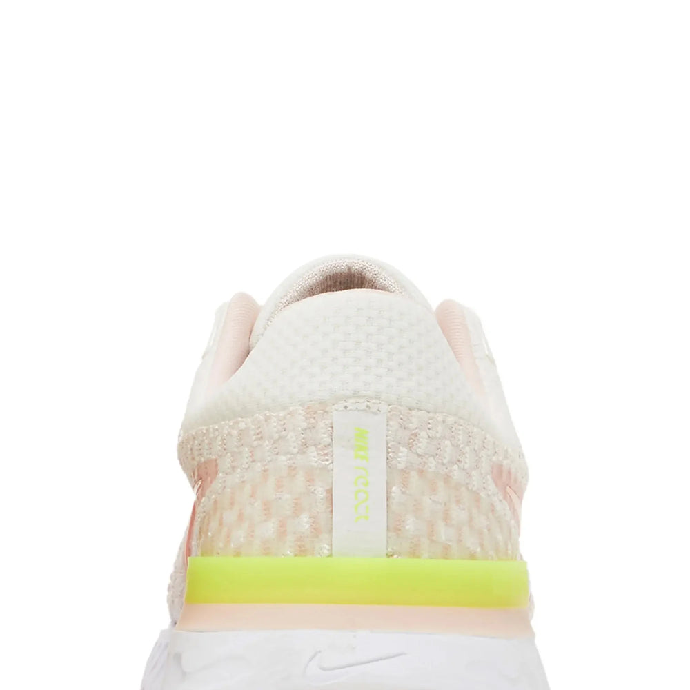 nike_react_infinity_run_flyknit_3_sail_light_madder_root_womens_2022_7
