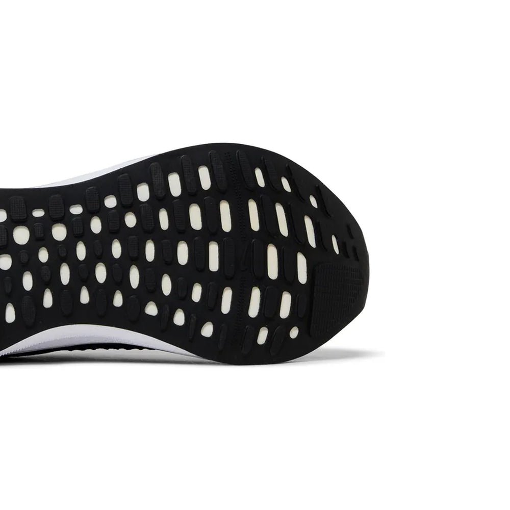 Nike-ReactX-Infinity-Run-4-Black-White-Women’s-2023-8