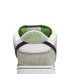 Nike-SB-Dunk-Low-‘Chlorophyll’-(2022)-7