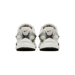 nike_v5_rnr_sail_fauna_brown_phantom_light_orewood_brown_womens_2025_4