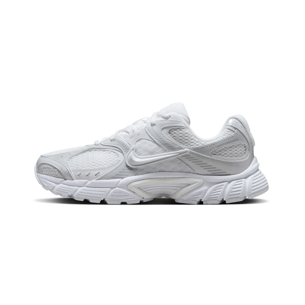 nike_v5_rnr_white_metallic_silver_2025_3