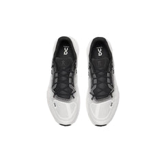 on_running_cloudtilt_white_black_2025_4