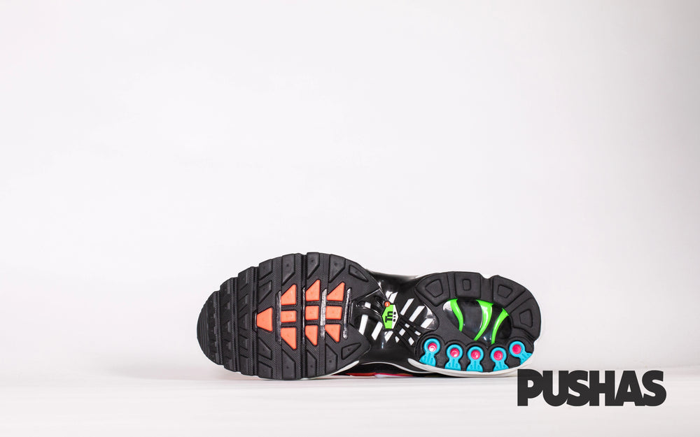 air_max_tn_plus_worldwide_pack_crimson_green_2020_5