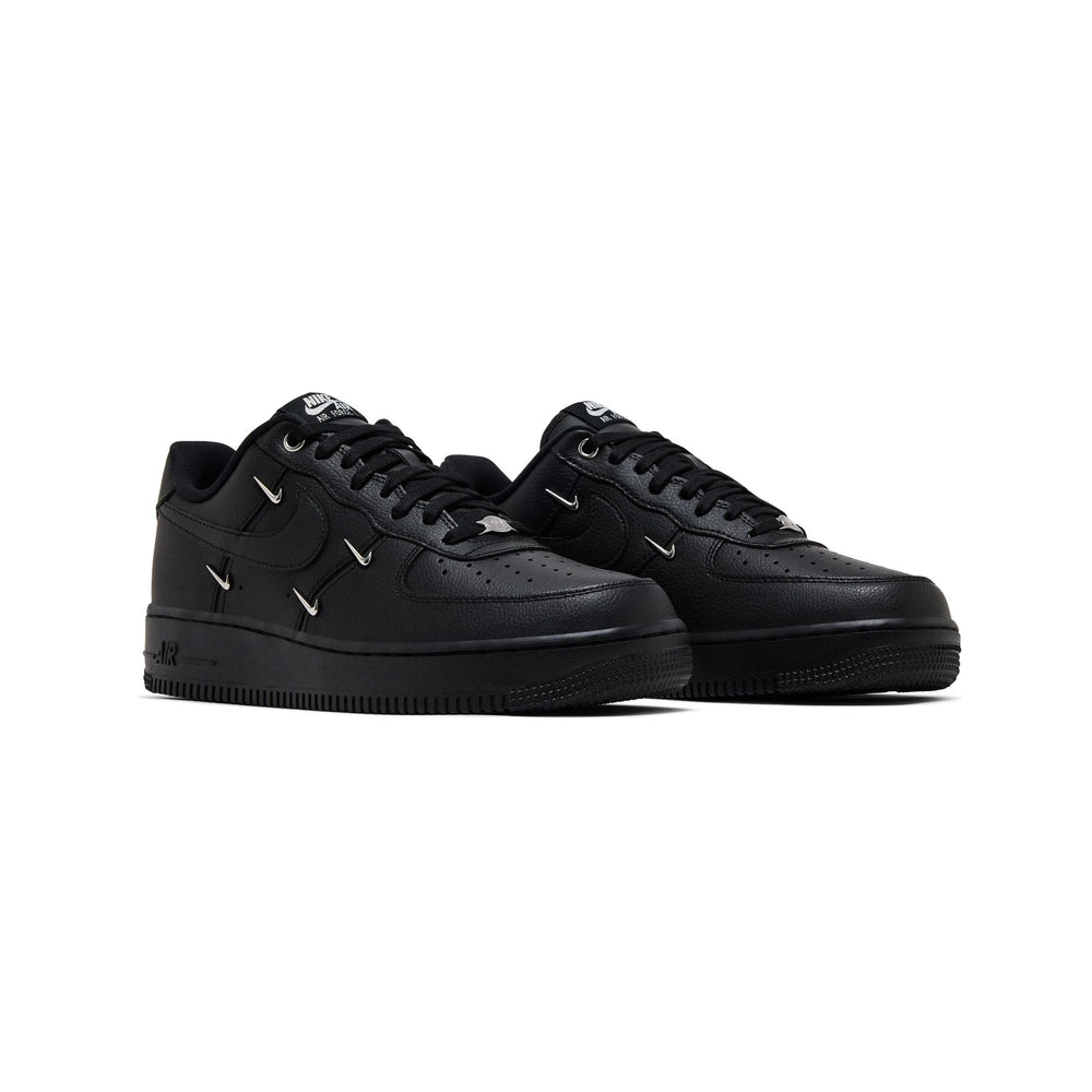 nike_air_force_1_low_07_lx_black_silver_mini_swoosh_womens_2024_11