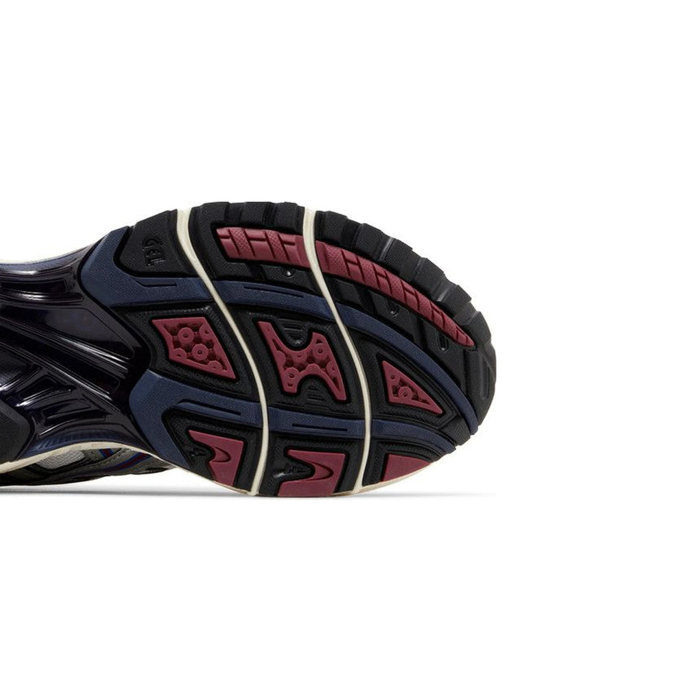 asics_gel_kayano_legacy_white_black_red_blue_2023_17