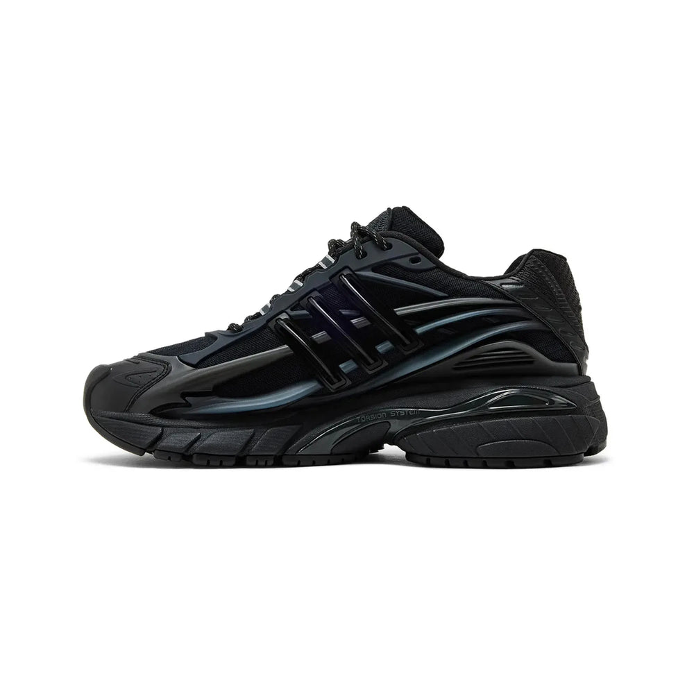 adidas_adistar_jellyfish_pharrell_williams_triple_black_2026_3