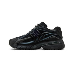 adidas_adistar_jellyfish_pharrell_williams_triple_black_2026_3