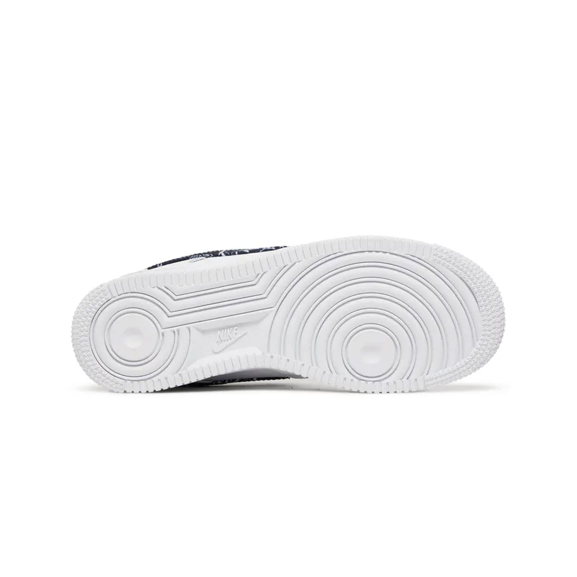 Air-Force-1-Low-’07-‘White-Black-Paisley’-W-(2021)-5