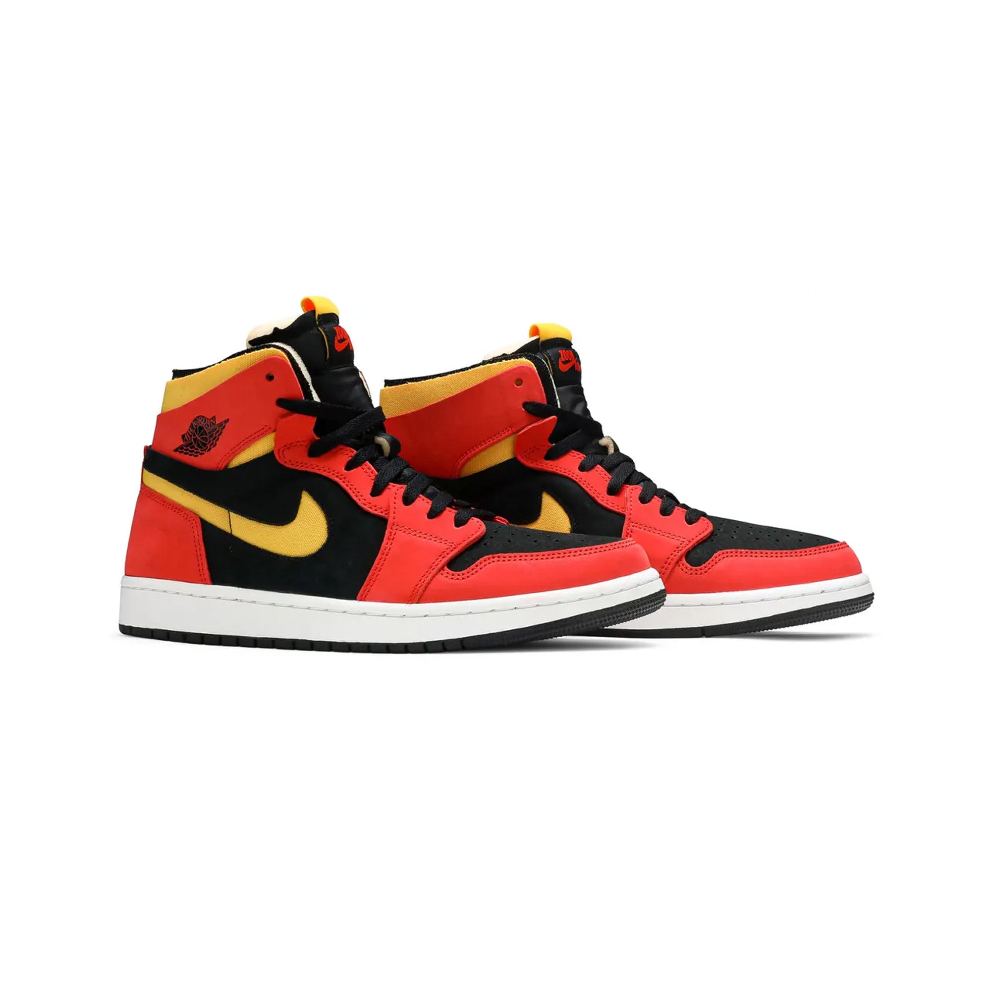 Air-Jordan-1-High-Zoom-CMFT-‘Black-Chile-Red’-front-side