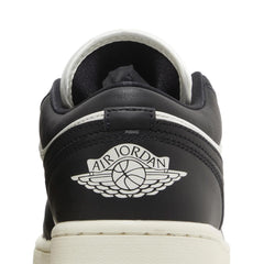 Air-Jordan-1-Low-SE-Vintage-Panda-W-2023