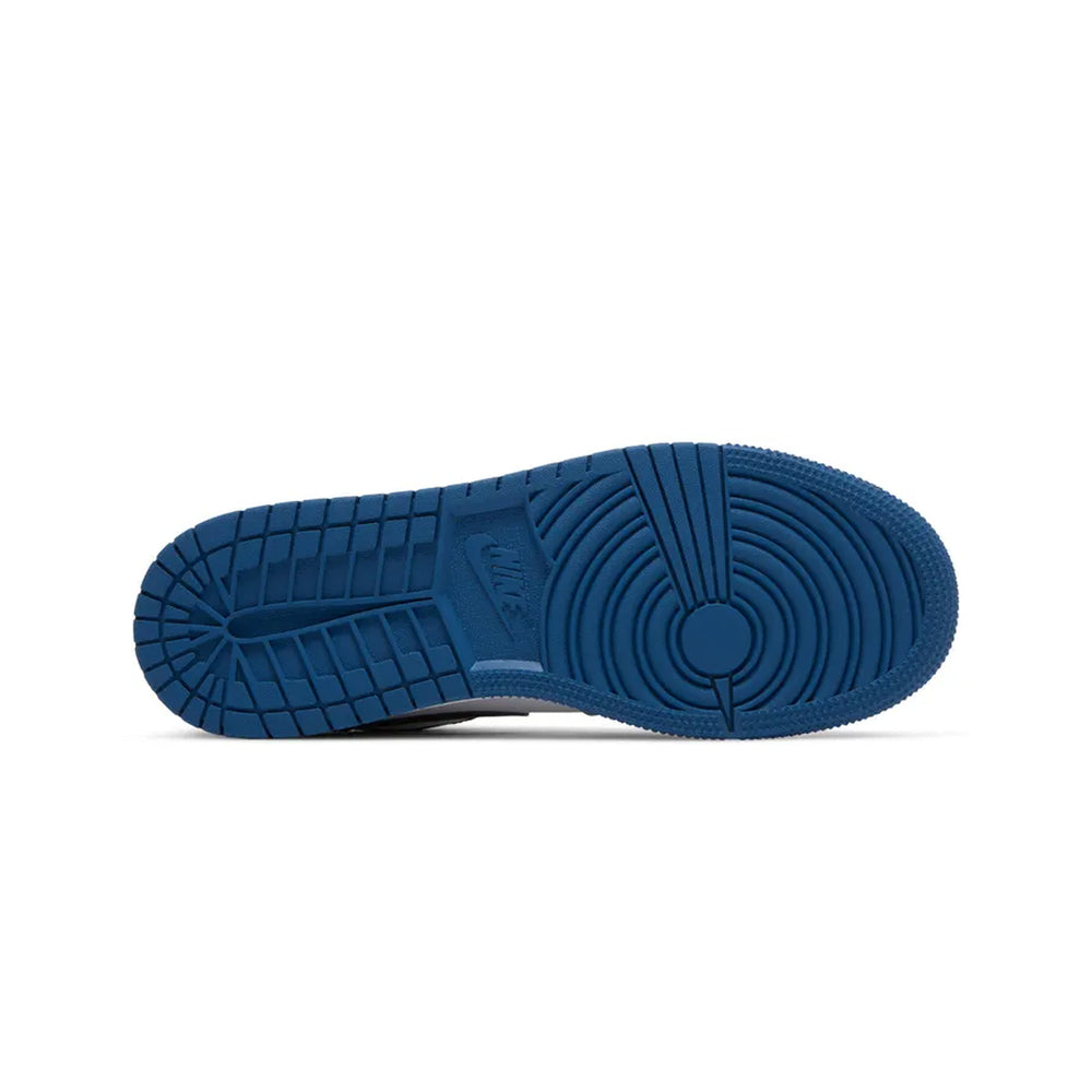 Air-Jordan-1-Low-SE-‘True-Blue’-GS-(2022)-5