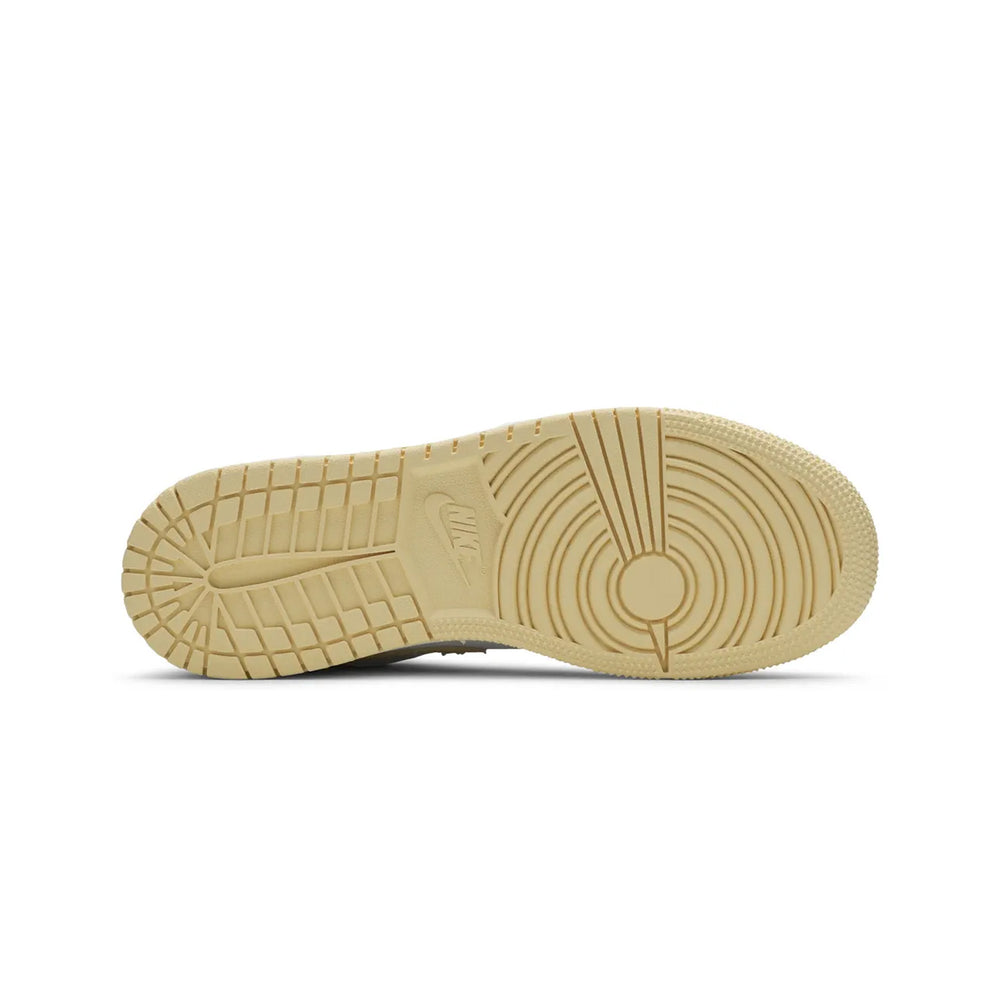 Air-Jordan-1-Low-‘Paint-Drip’-GS-sole