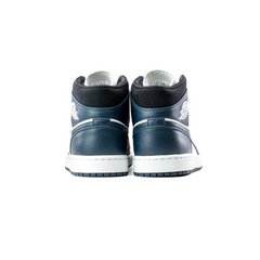 Air-Jordan-1-Mid-Armory-Navy-2022