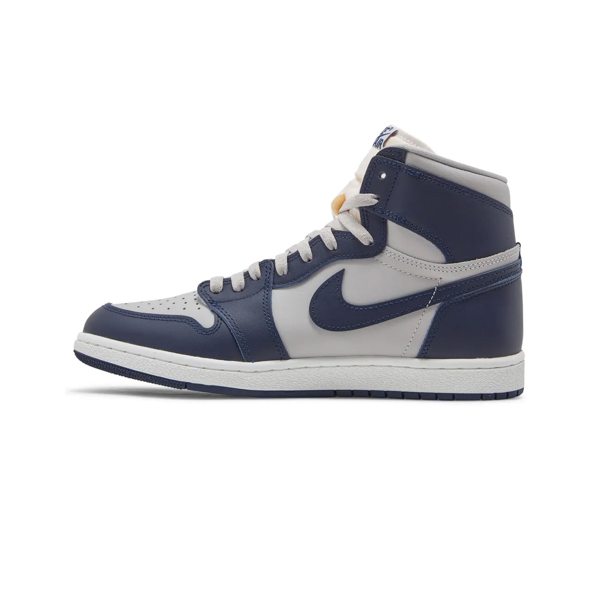 Air-Jordan-1-Retro-High-85-‘Georgetown’-(2022)-side-2