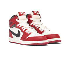 Air-Jordan-1-Retro-High-OG-Chicago-‘Lost-and-Found’-PS-(2022)-front-side