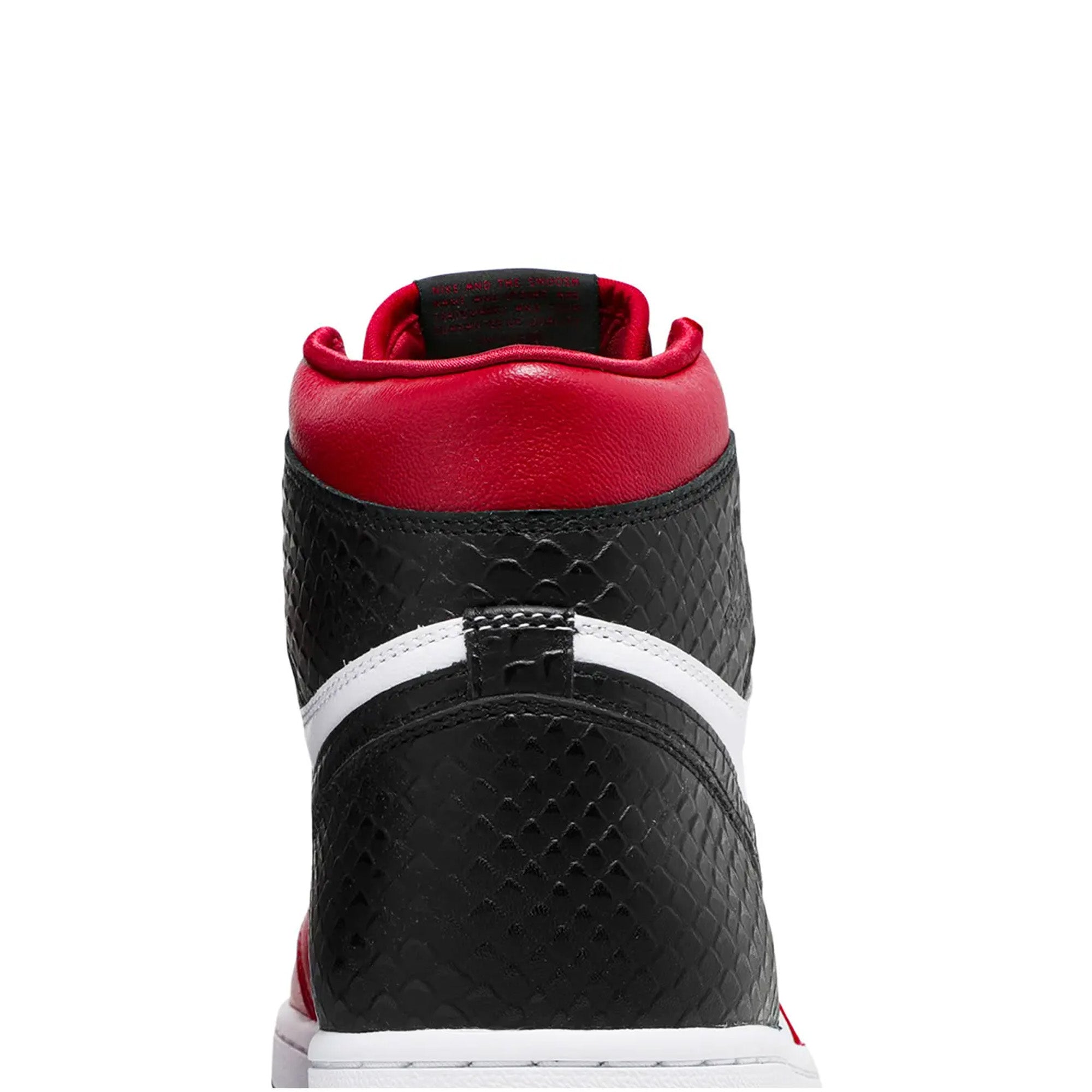 Air-Jordan-1-Retro-High-‘Satin-Snake-Chicago’-TD-(2020)-back-close-up