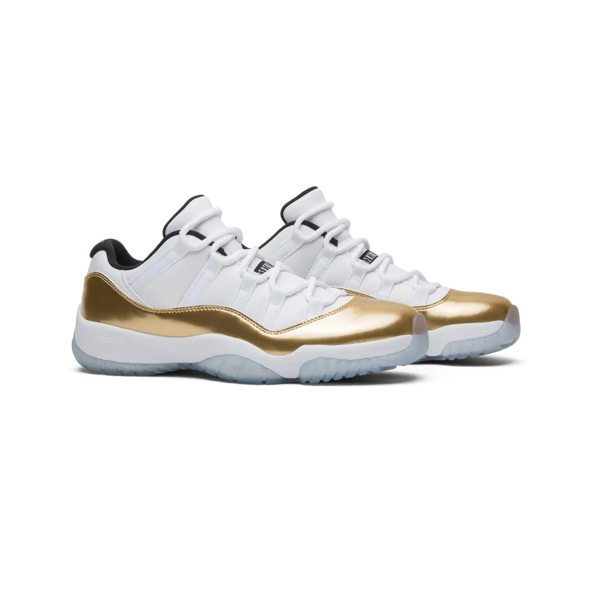 Air-Jordan-11-Retro-Low-‘Closing-Ceremony’-(2016)-front-side