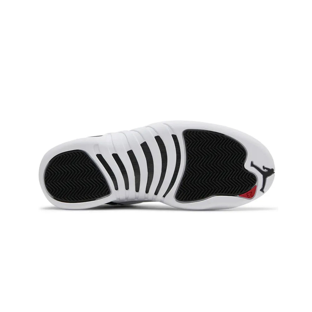 Air-Jordan-12-Retro-Playoffs-2022-4