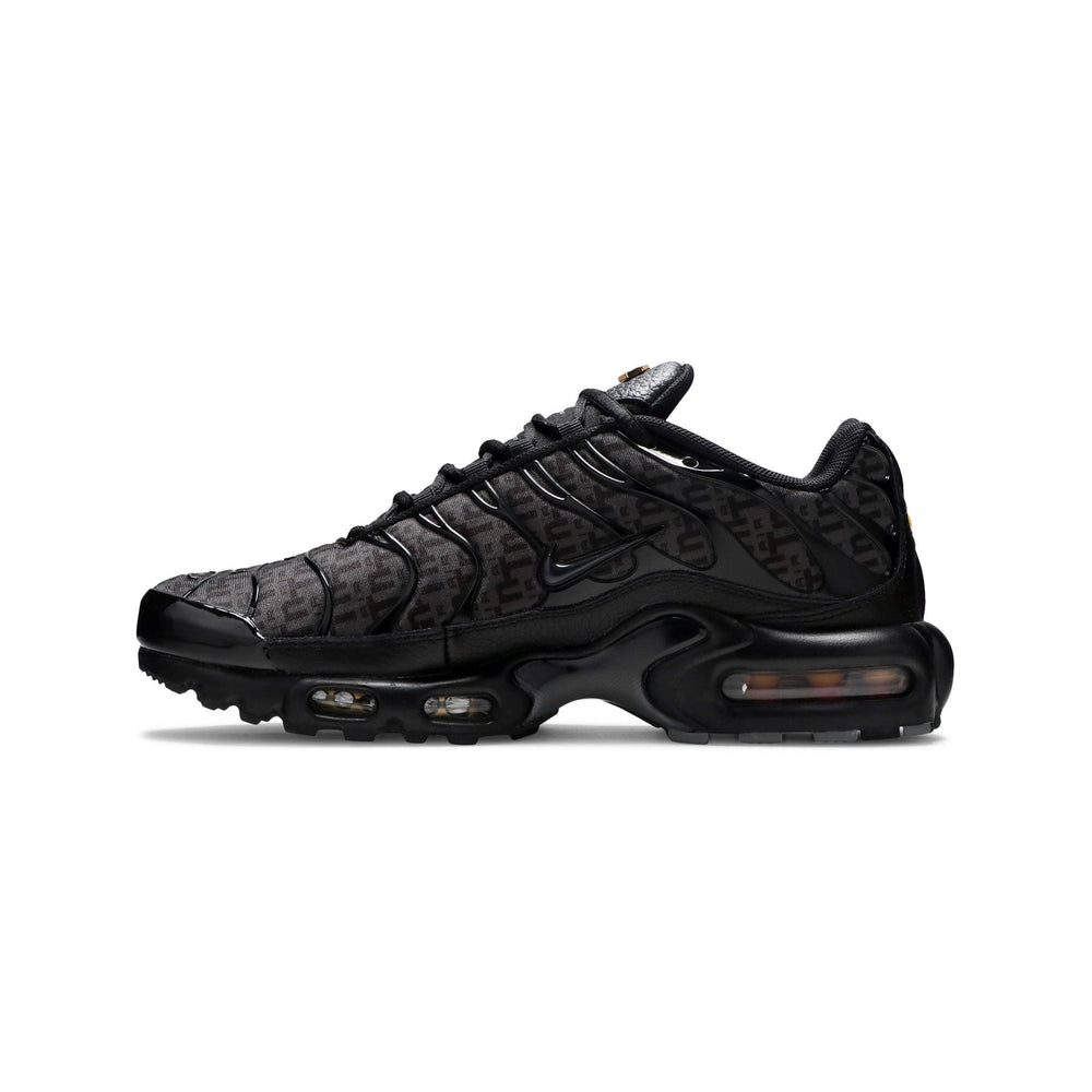 air_max_tn_plus_black_repeat_logo_2020_3