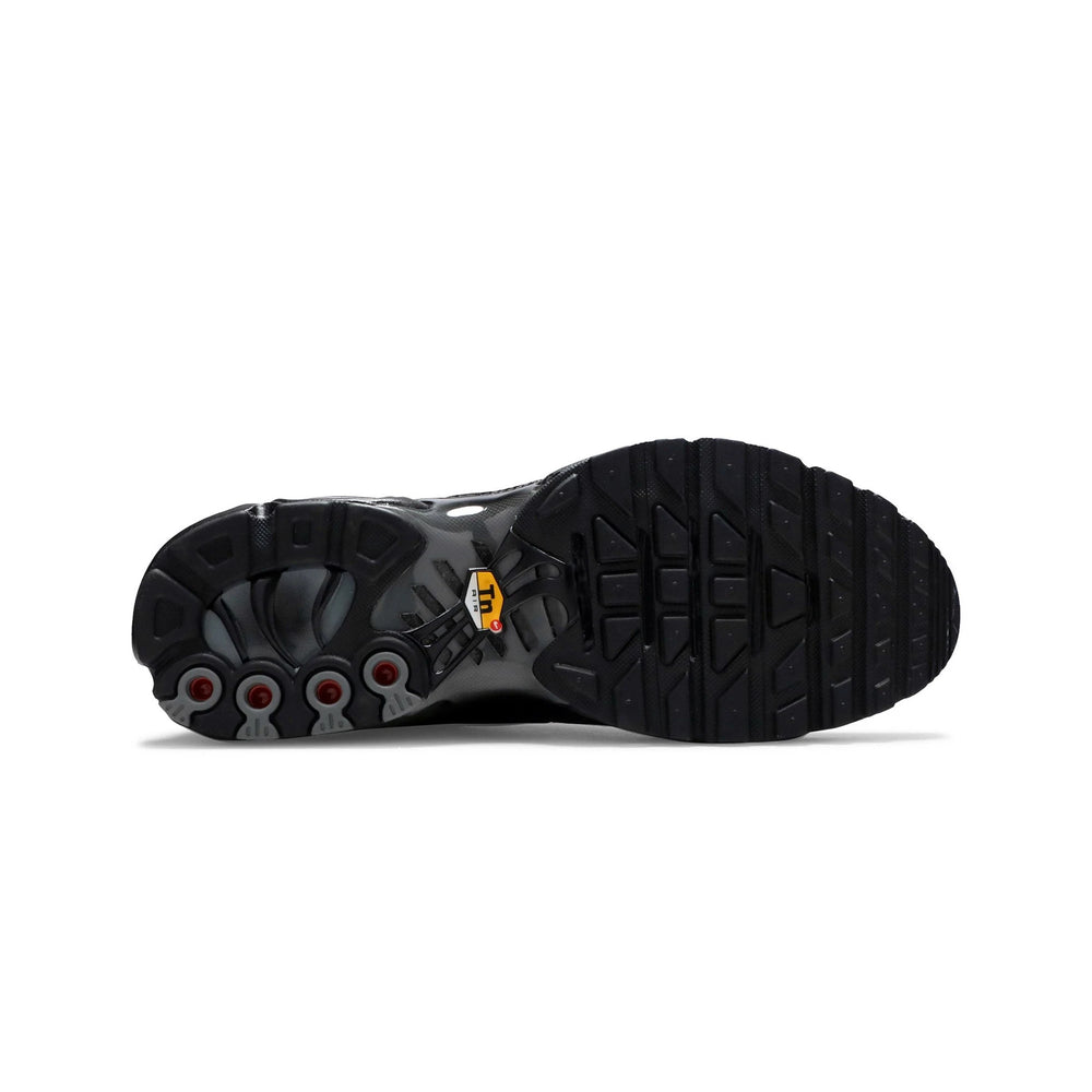 air_max_tn_plus_black_repeat_logo_2020_9