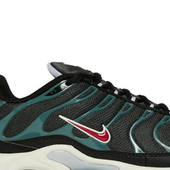 Air-Max-TN-Plus-'Black-Teal'-(2021)-side-close-up