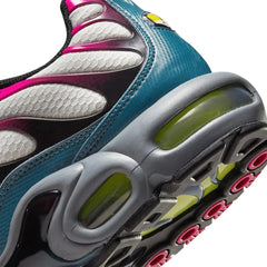 Air-Max-TN-Plus-'Teal-Volt'-(2021)-heel-close-up