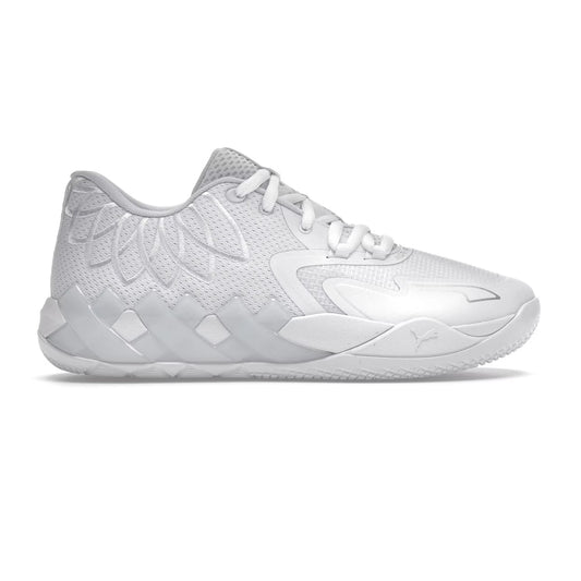 lamelo_ball_mb01_lo_white_silver_2022_1