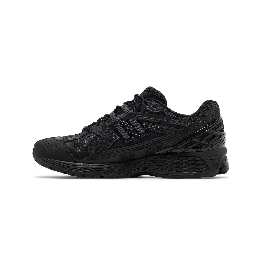 new_balance_1906u_triple_black_2024_3