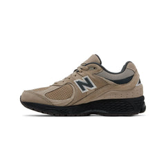 new_balance_2002r_driftwood_black_2023_3
