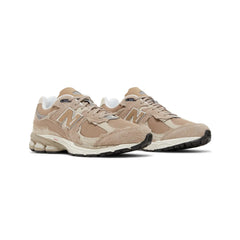 New-Balance-2002R-Protection-Pack-‘Driftwood’-front-side