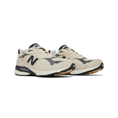 New-Balance-Teddy-Santis-x-990v3-Made-in-USA-Moonbeam-2
