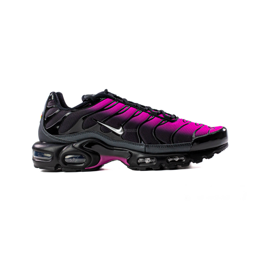 Nike-Air-Max-Plus-Black-Pink-2023