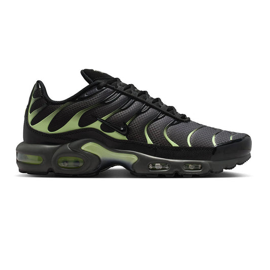 nike_air_max_plus_tn_iron_gray_light_liquid_lime_black_2021_1